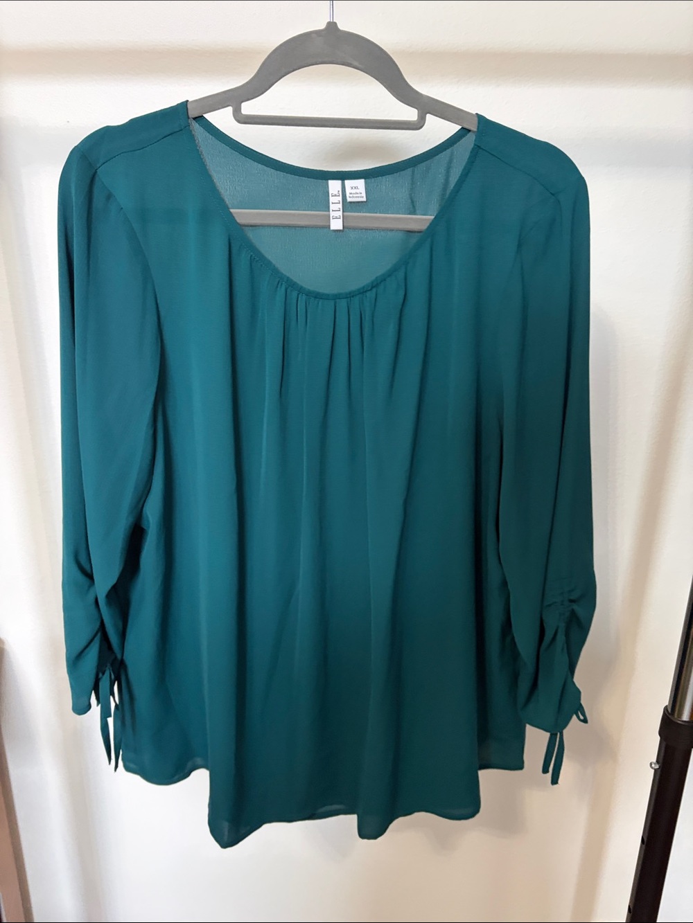Elle Teal Tie-Sleeve Scoop Neck Blouse